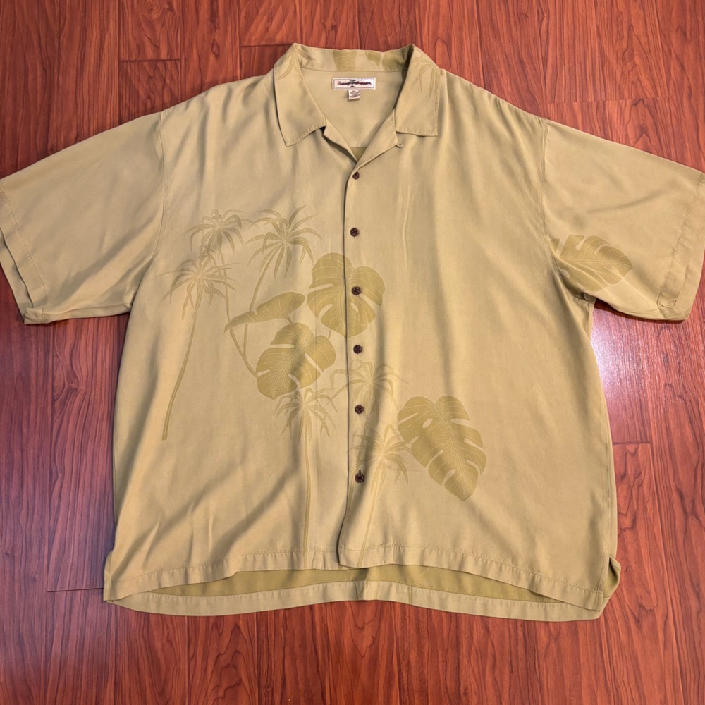 Tommy Bahama Silk Button Up Short Sleeve Shirt Mens XXL Pale Green Tropical